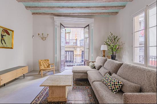 Beautiful refurbished apartment in the Gothic Quarter