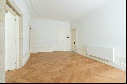 Flat, 2 bedrooms, for Sale