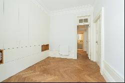 Flat, 2 bedrooms, for Sale