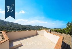 Luxury villa a few steps from the sea for sale in Punta Ala