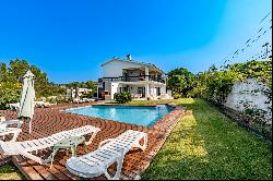 Detached house, 8 bedrooms, for Sale