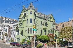 Grand Pacific Heights Corner Residence