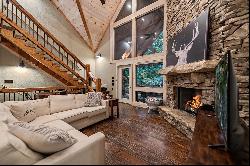 Exquisite Timber Lodge Cohutta National Forest Chalet