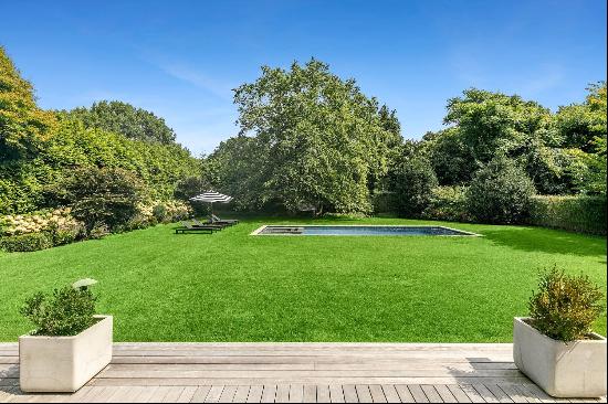 Exceptional Rental in East Hampton Village Fringe