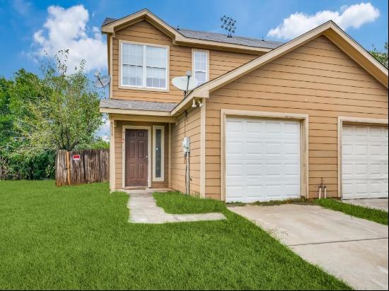 4518 Alamosa Street, Fort Worth TX 76119