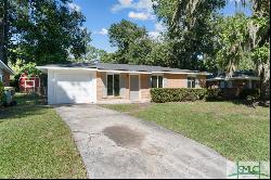 24 Sherwood Road, Savannah GA 31406