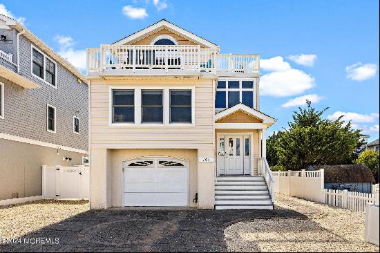 102 E Lillie Avenue, Long Beach Twp NJ 08008