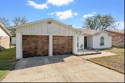 5612 Macgregor Drive, Haltom City TX 76148