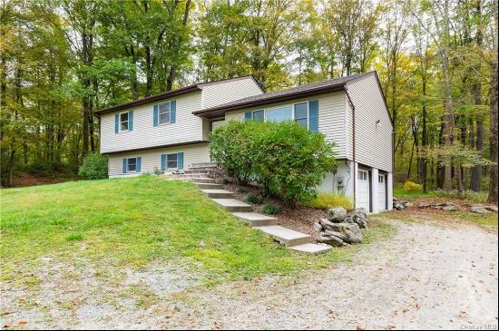 110 Cardinal Road, Hyde Park NY 12538