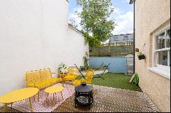 Caledonia Place, Clifton, Bristol, BS8 4DN