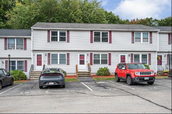 91 Donohue Rd #14, Dracut MA 01826