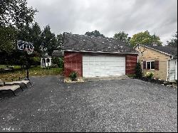 716 Fishburn Road, Hershey PA 17033