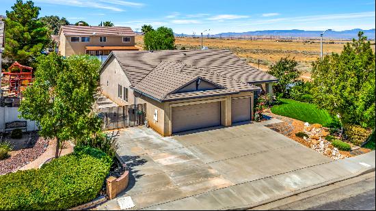 42355 Ridge View Drive, Lancaster CA 93536