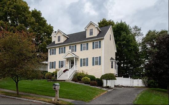 6 Innisfree Dr, Haverhill MA 01832