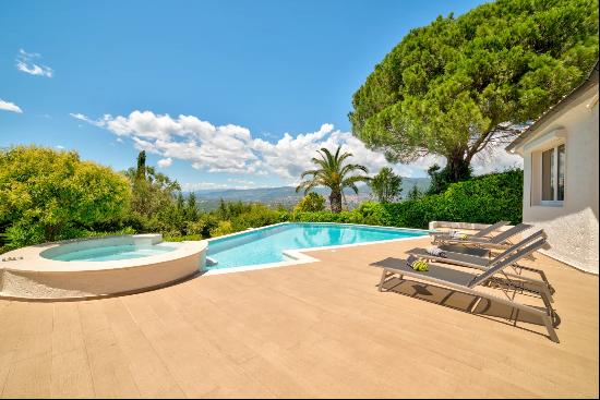 VILLA/HOUSE MOUGINS