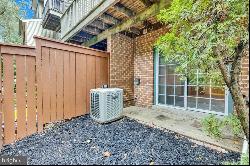 4718 Ridgeline Terrace Unit 281, Bowie MD 20720