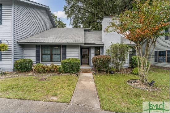 11 Hidden Lake Court, Savannah GA 31419