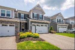 306 Spruce Ln, North Strabane PA 15317