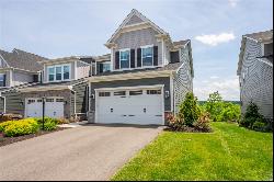 306 Spruce Ln, North Strabane PA 15317