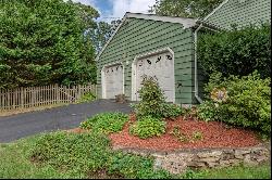 79 Birchwood Way, East Greenwich RI 02818