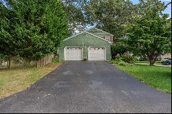 79 Birchwood Way, East Greenwich RI 02818