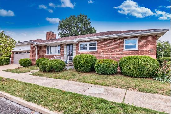 7153 Whaley Place, St Louis MO 63116