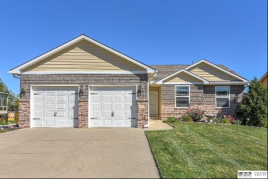 11715 S 203rd Street, Gretna NE 68028