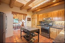 1412 Sharp St, Taos NM 87571