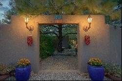 1412 Sharp St, Taos NM 87571