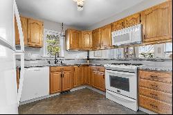 28 Cooper Avenue, Milford CT 06460