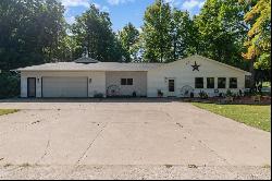 6610 E Arnold Lake Road, Hamilton Township MI 48625