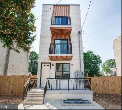 3844 Fairmount Avenue Unit 3, Philadelphia PA 19104