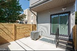 3844 Fairmount Avenue Unit 1, Philadelphia PA 19104