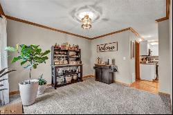 14902 Kneisel Road, Vermilion OH 44089