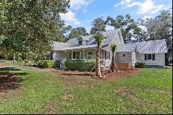 1231 Tamara Drive SE, Darien GA 31305