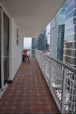 1200 Brickell Bay Dr Unit 2723, Miami FL 33131