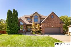 5907 Arrowwood Road, Lincoln NE 68526