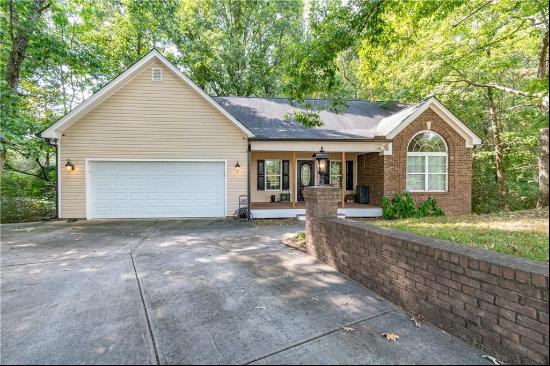 2208 Clarendon Court, Conyers GA 30012