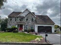 400 Ridge Lane, Upper Nazareth Twp PA 18064