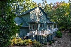 12440 N Country Drive, Charlevoix MI 49720