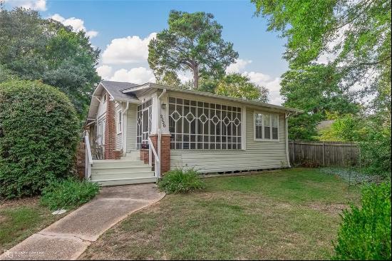 2330 Creswell Avenue, Shreveport LA 71104