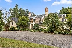 Traditional Home in Central Greenville