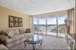 18081 Biscayne Blvd, #403, Aventura, FL