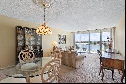 18081 Biscayne Blvd, #403, Aventura, FL