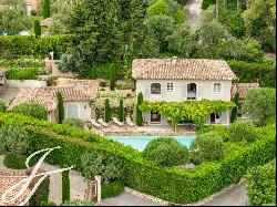 Beautiful Provencal villa for rent in Mougins