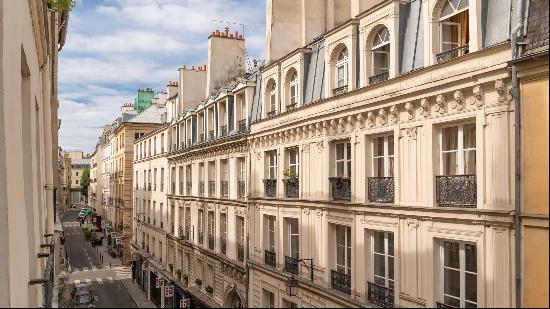 Apartment for sale in Paris, France