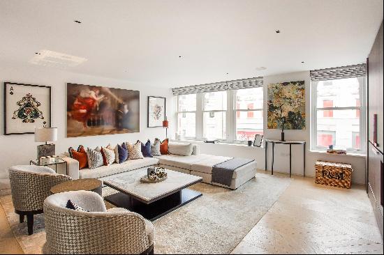 A beautifully presented, spacious and lateral two bedroom apartment within a boutique deve