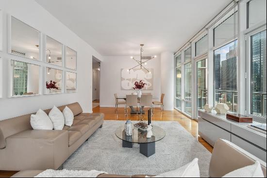 Welcome to your new home at the luxurious condominium, 310 East 53rd Street. This splen