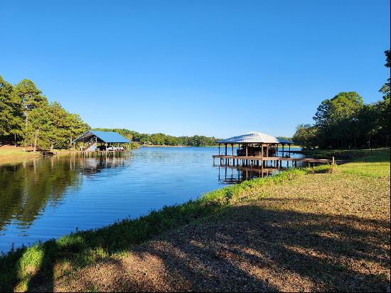 Almost 3 Acre Waterfront Lot For Sale on Lake Palestine!