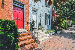 Federal Hill Historic District Townhouse